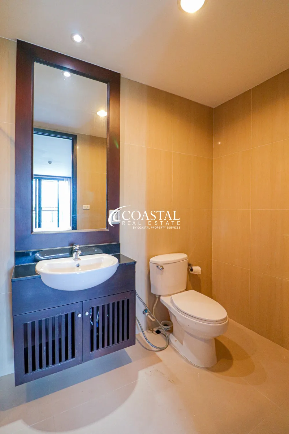 Condo For Sale And Rent Central Pattaya_C011251_12