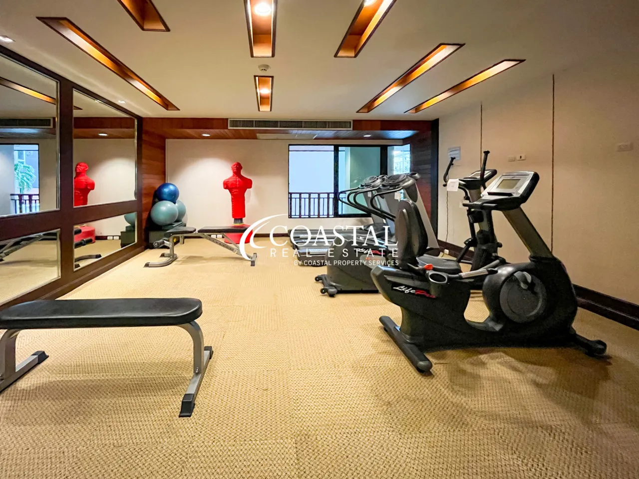 Condo For Sale And Rent Central Pattaya_C011251_21