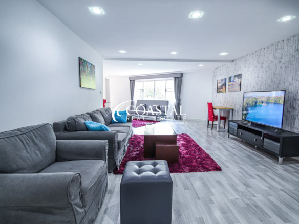 Condo For Sale And Rent Pratumnak C013932