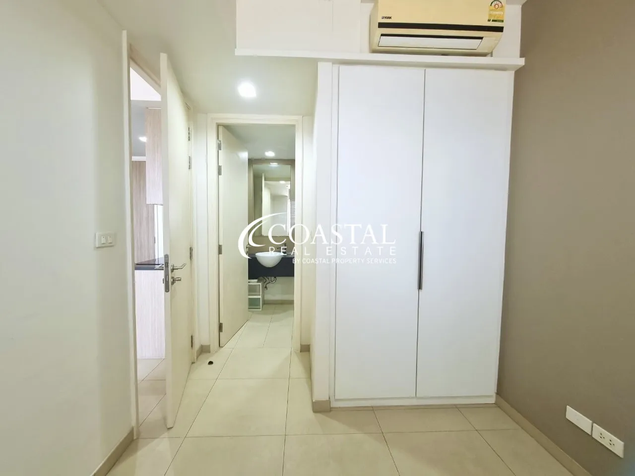 Condo For Sale And Rent South Pattaya_C011327_9