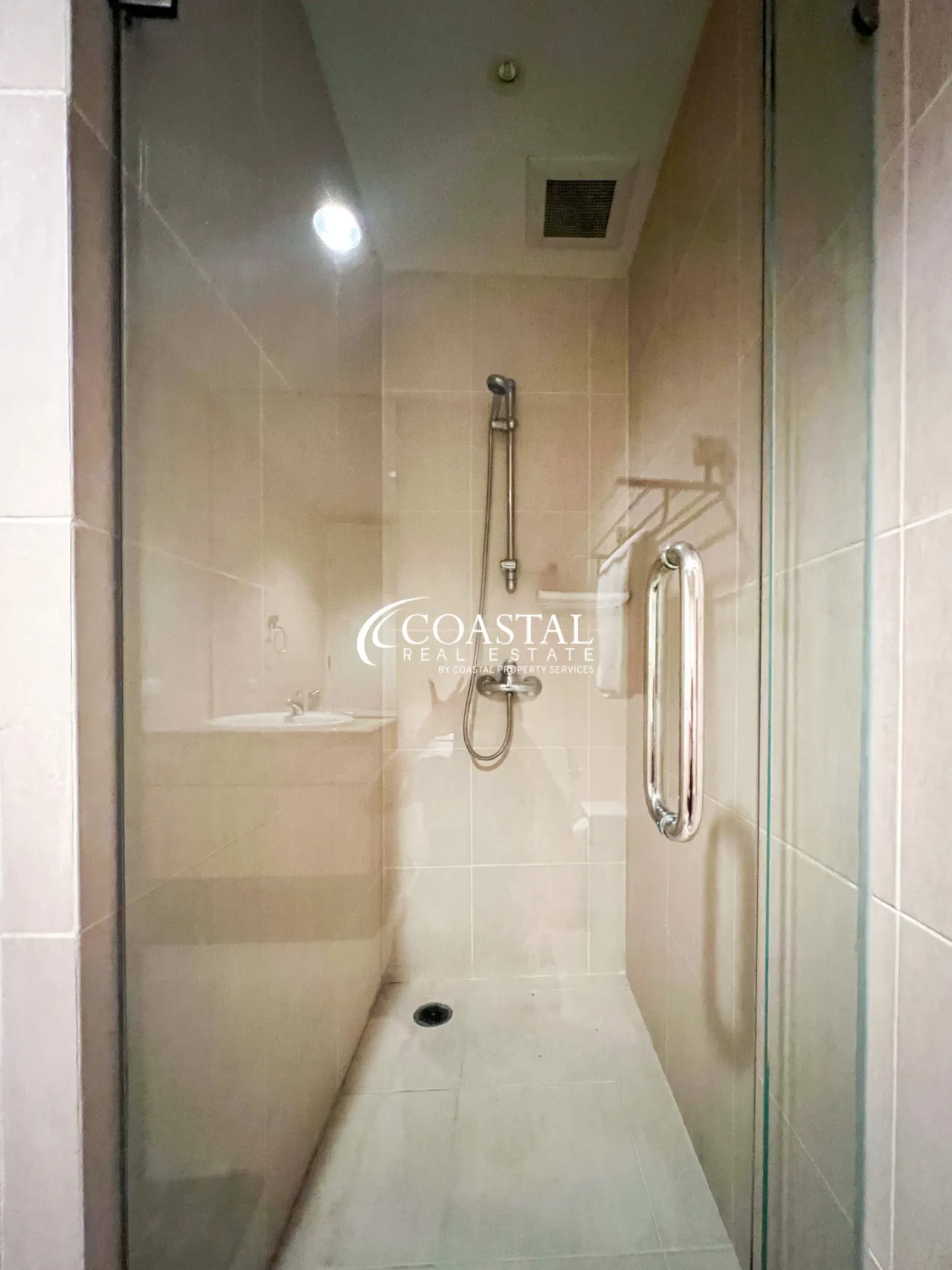 Condo For Sale And Rent South Pattaya_C014140_10