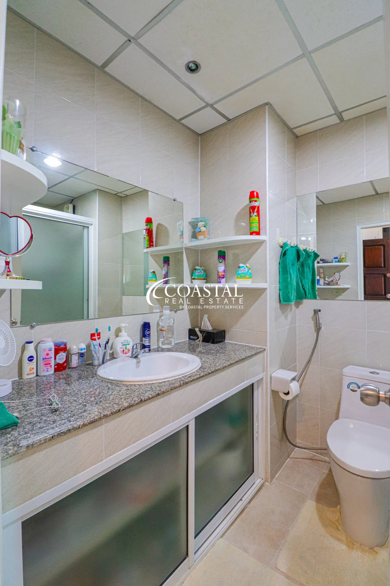 Condo For Sale Central Pattaya_C013156_5
