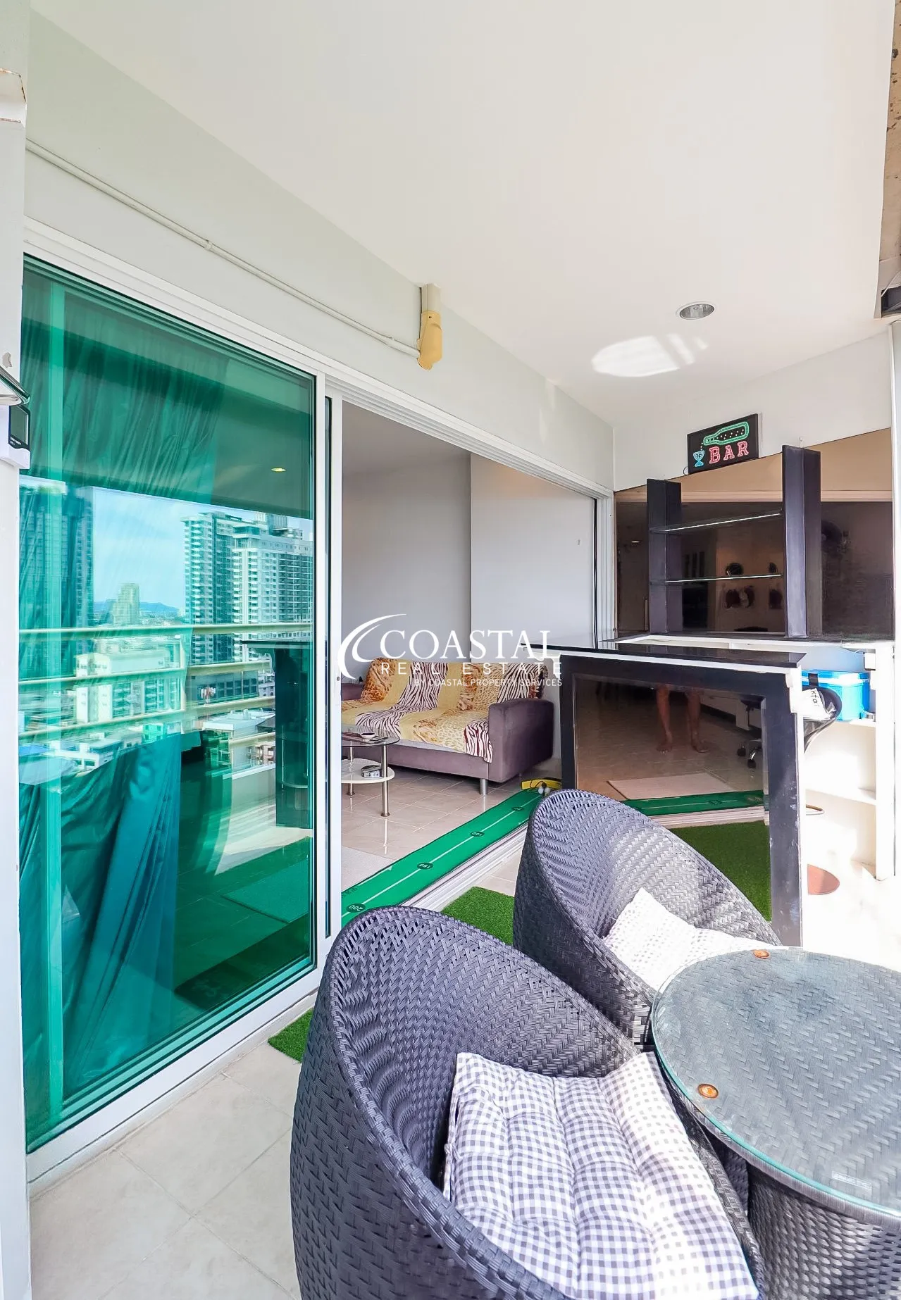 Condo For Sale Central Pattaya_C013156_7