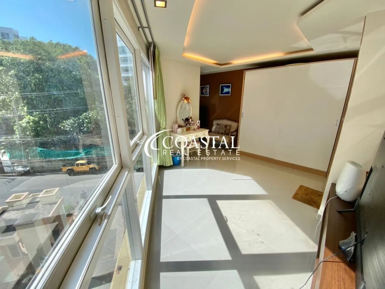 Condo For Sale Central Pattaya_C013273_17