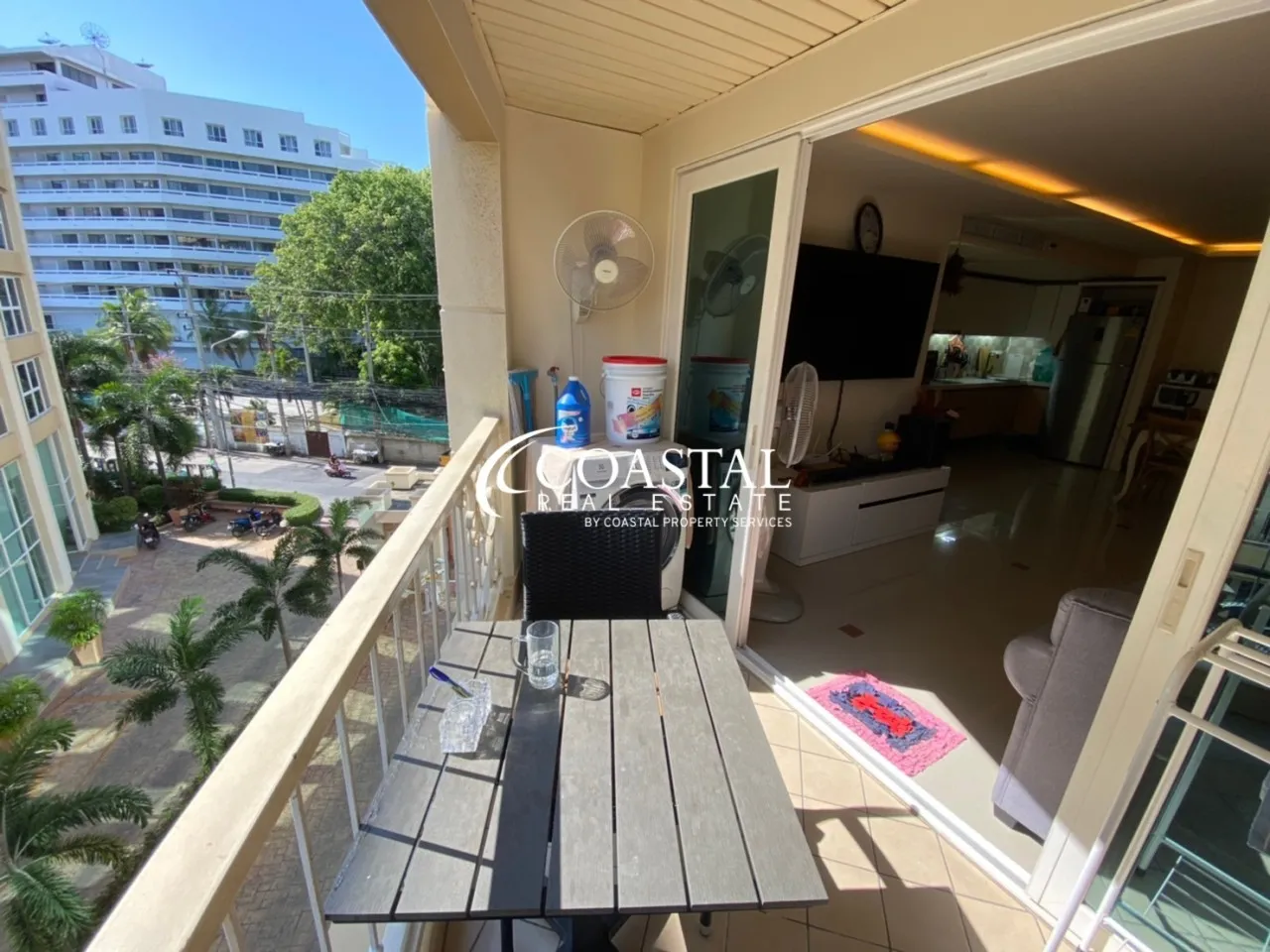 Condo For Sale Central Pattaya_C013273_18
