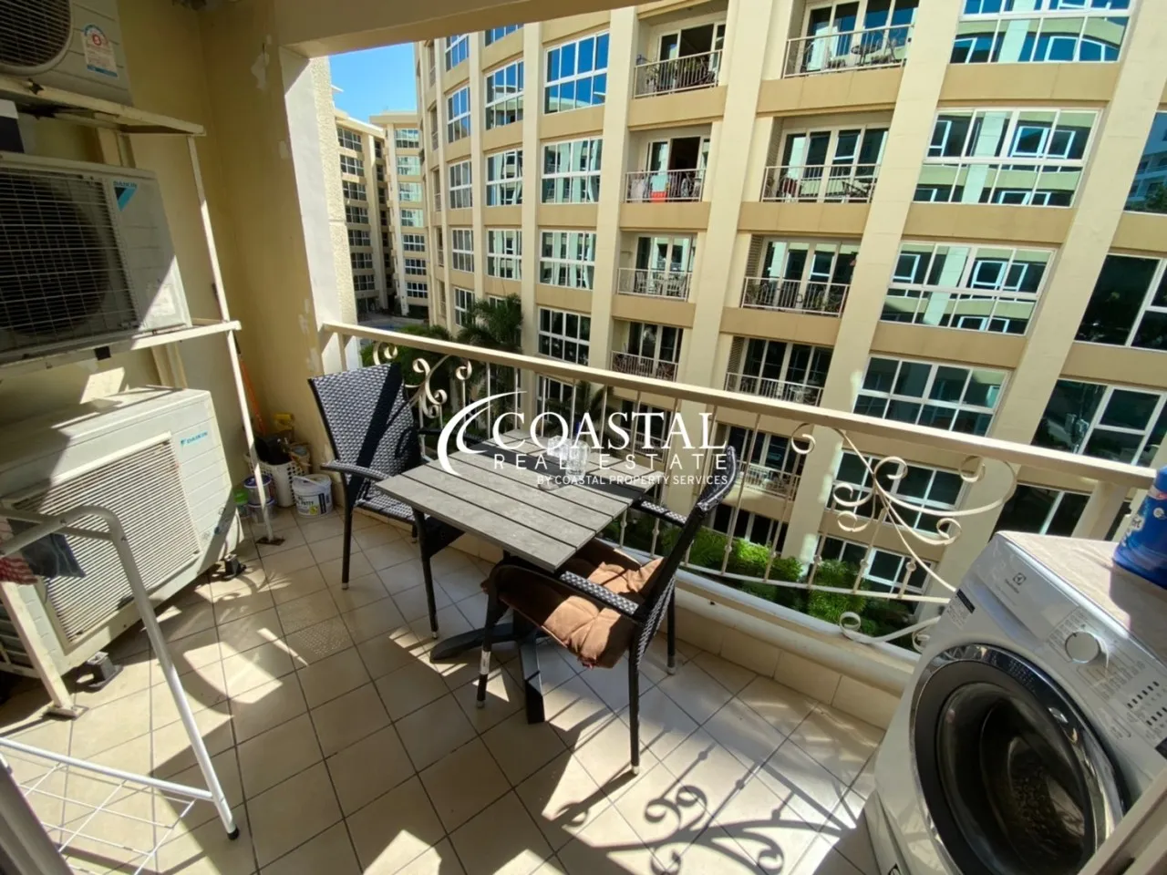 Condo For Sale Central Pattaya_C013273_20
