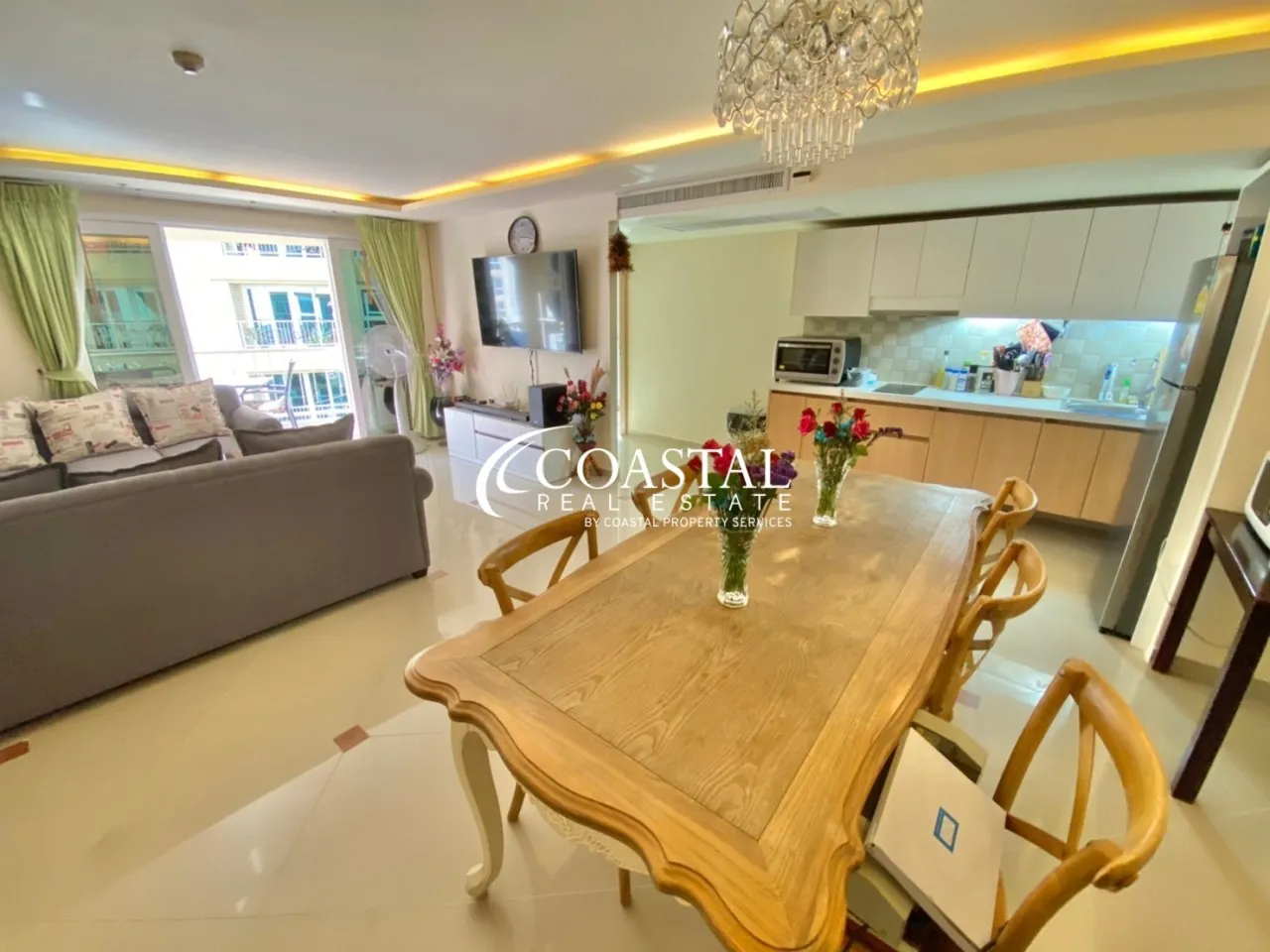 Condo For Sale Central Pattaya_C013273_3
