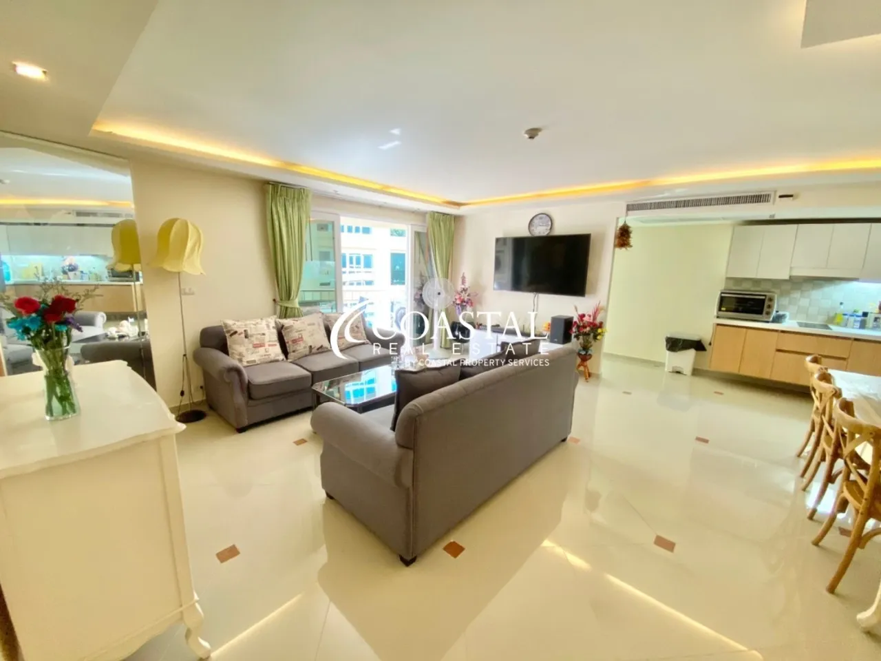 Condo For Sale Central Pattaya_C013273_5