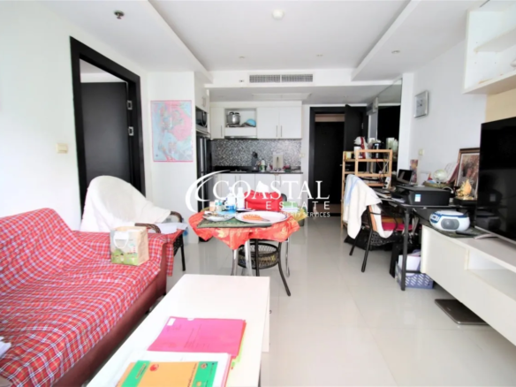 Condo For Sale Central Pattaya C013374