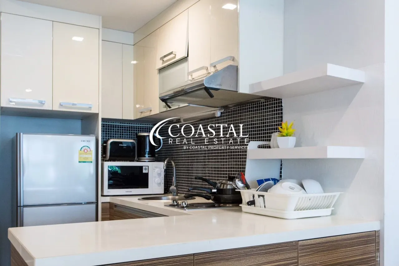 Condo For Sale Central Pattaya_C013834_7