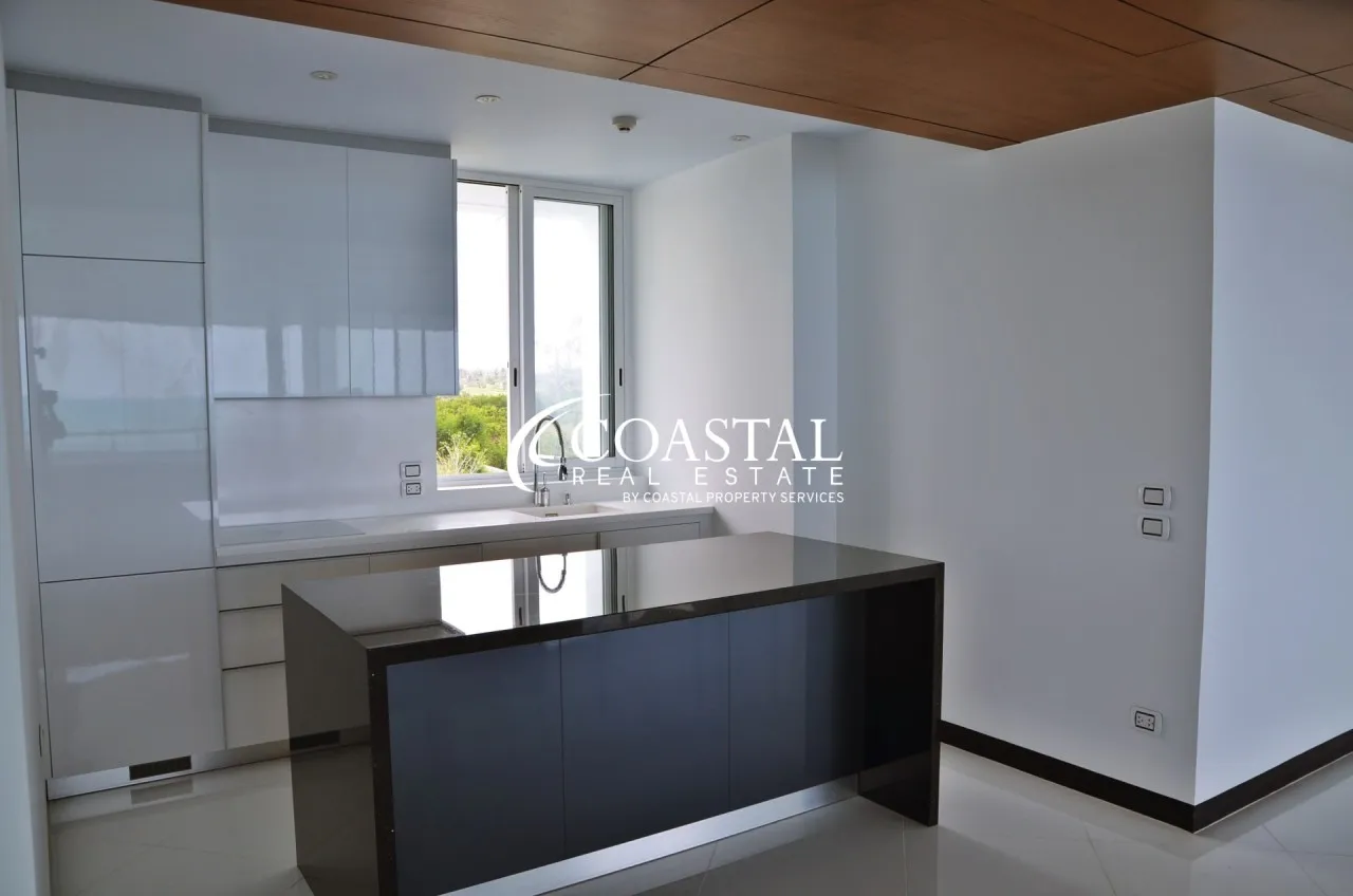 Condo For Sale Na-Jomtien_C010680_11