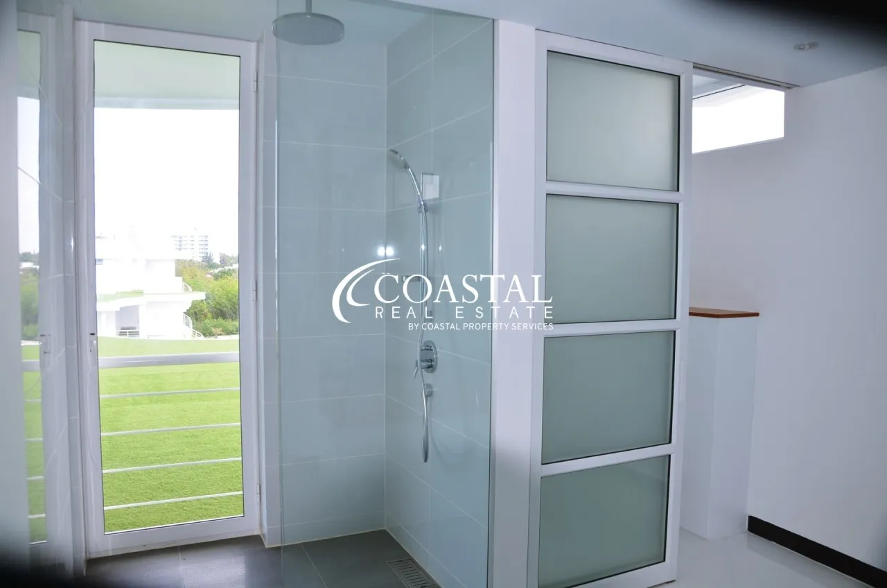 Condo For Sale Na-Jomtien_C010680_12