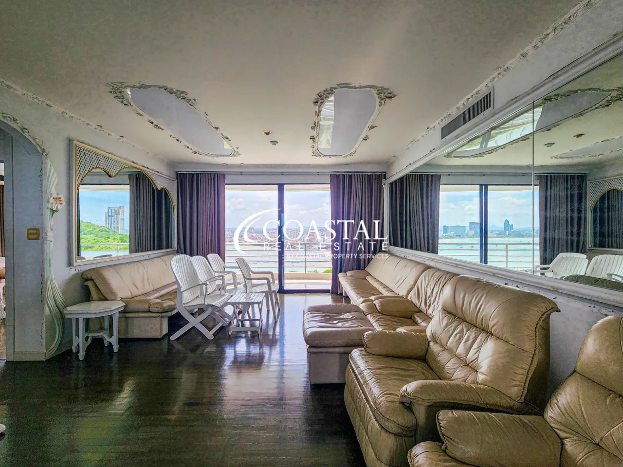 Condo For Sale Pratumnak C013448