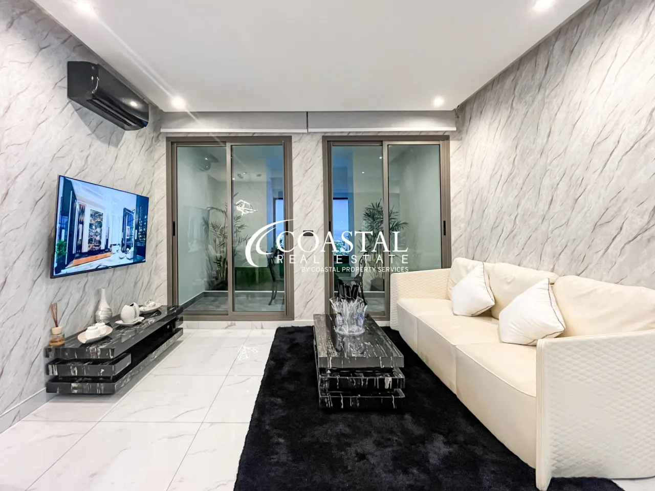 Condo For Sale South Pattaya C013748