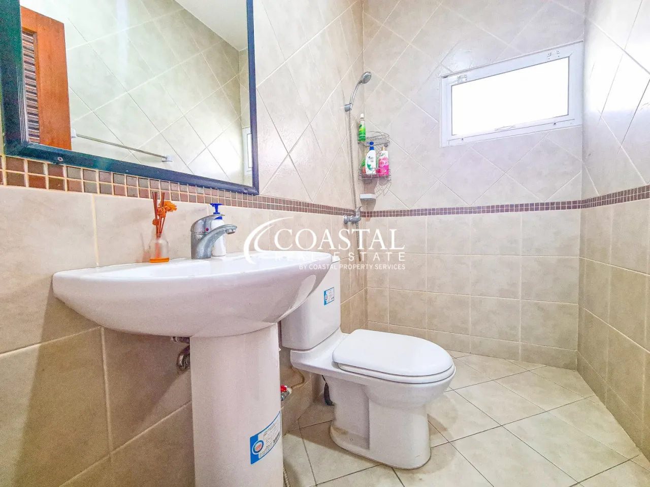 House For Sale And Rent East Pattaya_H013843_16