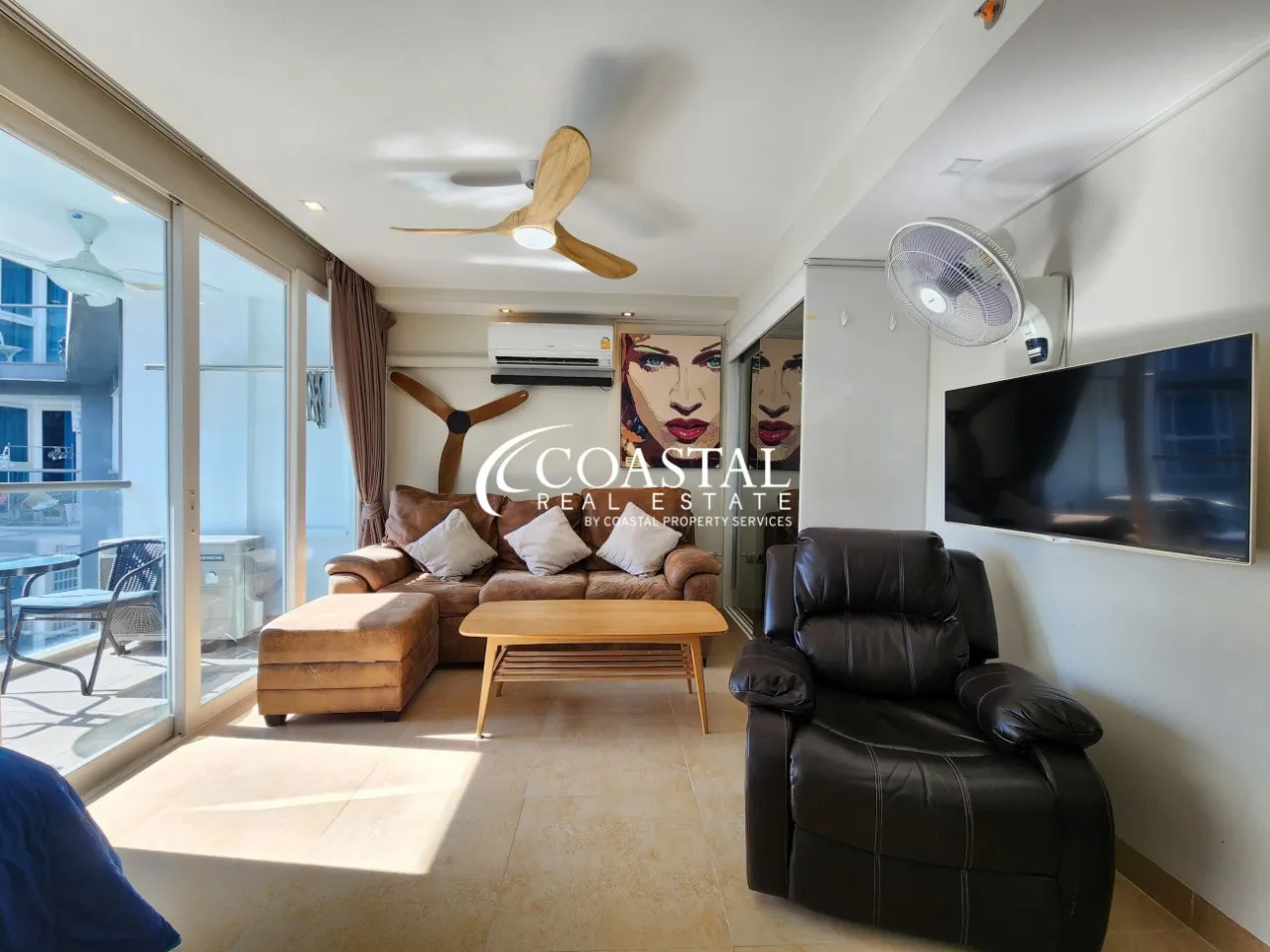 Condo For Sale Central Pattaya_C014215_5