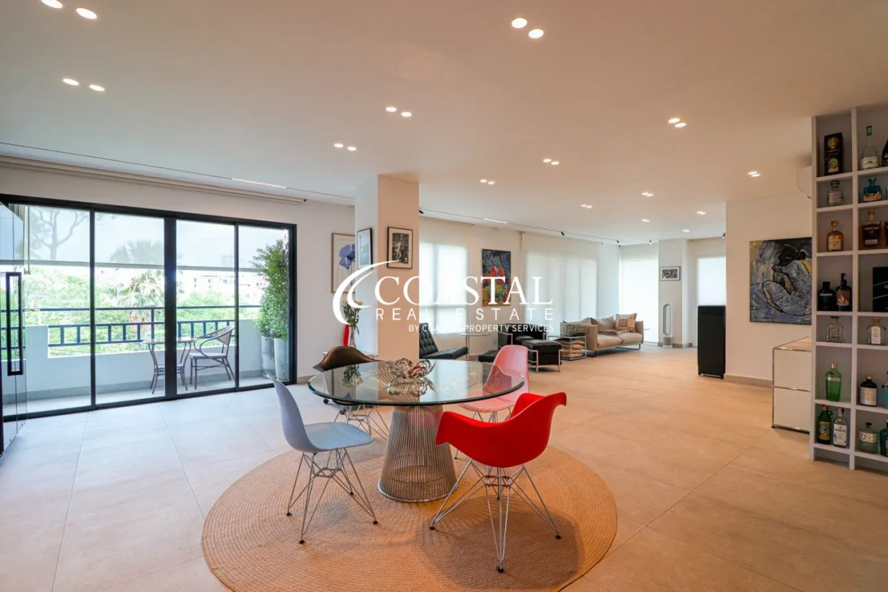 Condo For Sale Central Pattaya C014357