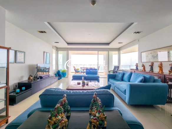 Condo For Sale Na-Jomtien C014227