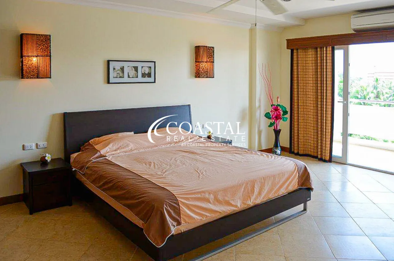 Condo For Sale Na-Jomtien_C014400_7
