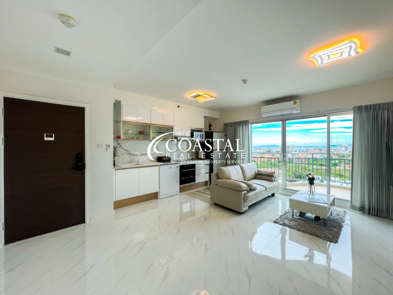 Condo For Sale South Pattaya_C014419_3