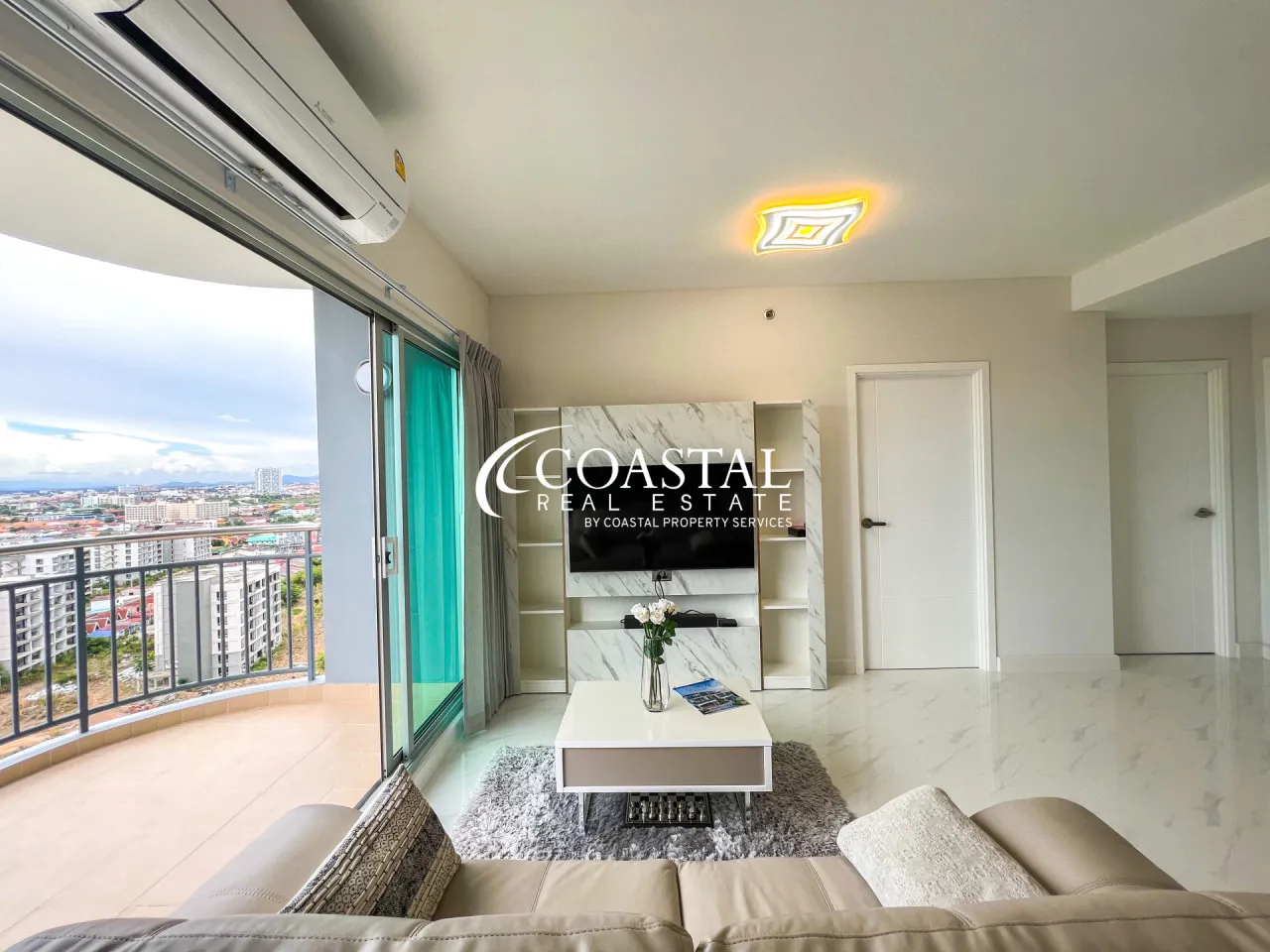 Condo For Sale South Pattaya_C014419_7