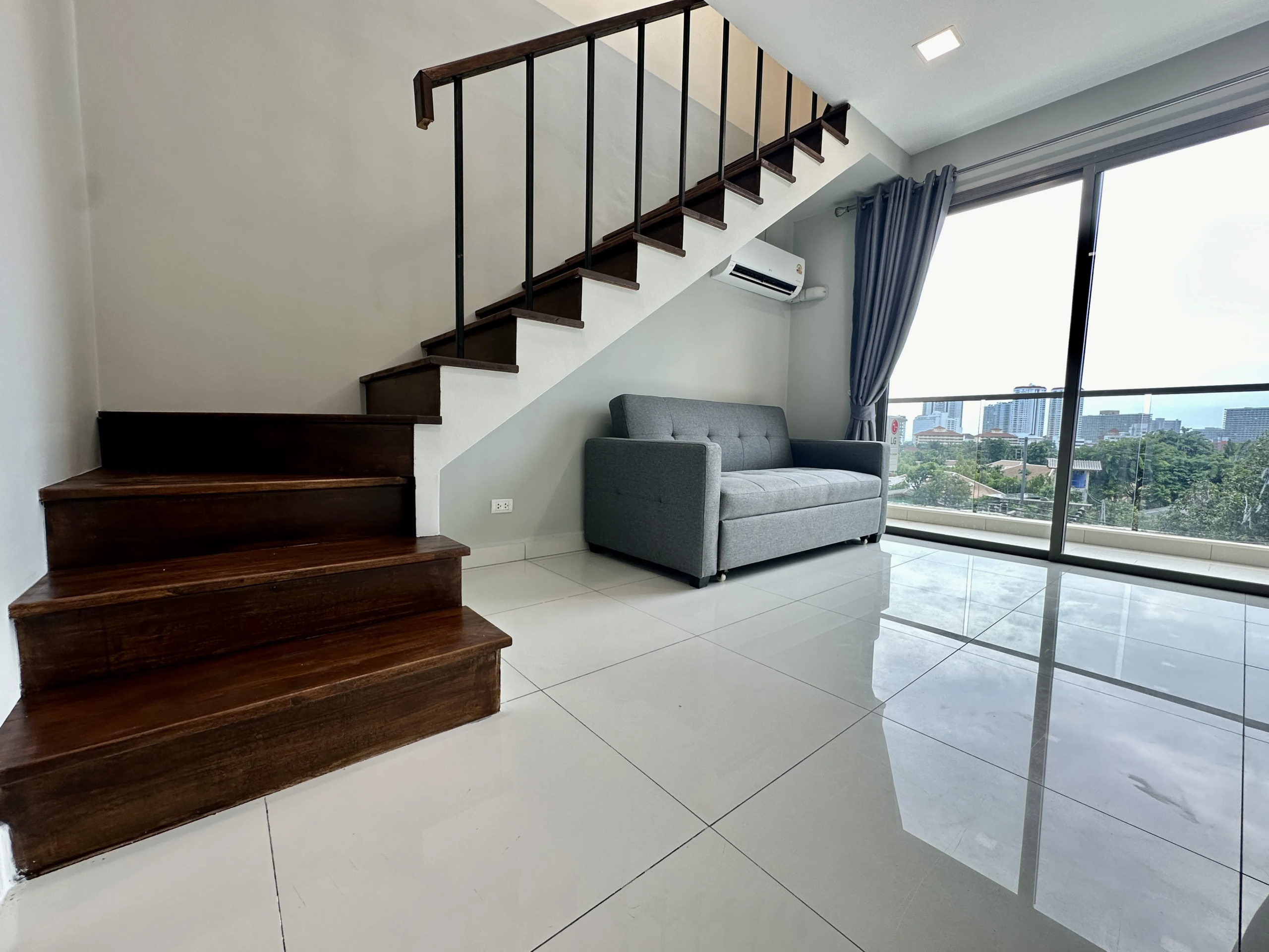 Appartement meublé à Jomtien avec vue sur la ville